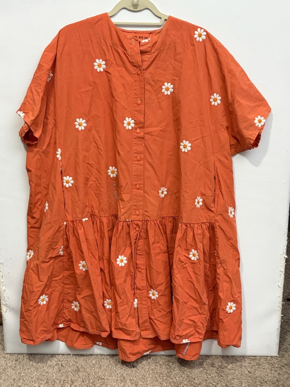 Mr. Larkin Nadine Oversized Orange Daisy Embroidered Poplin Midi Dress Large